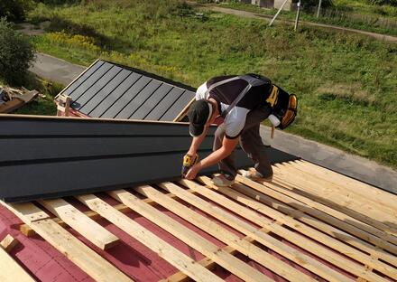 Монтаж фальцевой кровли